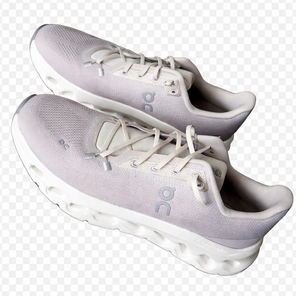 $170! On Running Cloudtilt Sneakers Color: Pearl / Fade SZ 10 NWOB - Picture 7 of 7